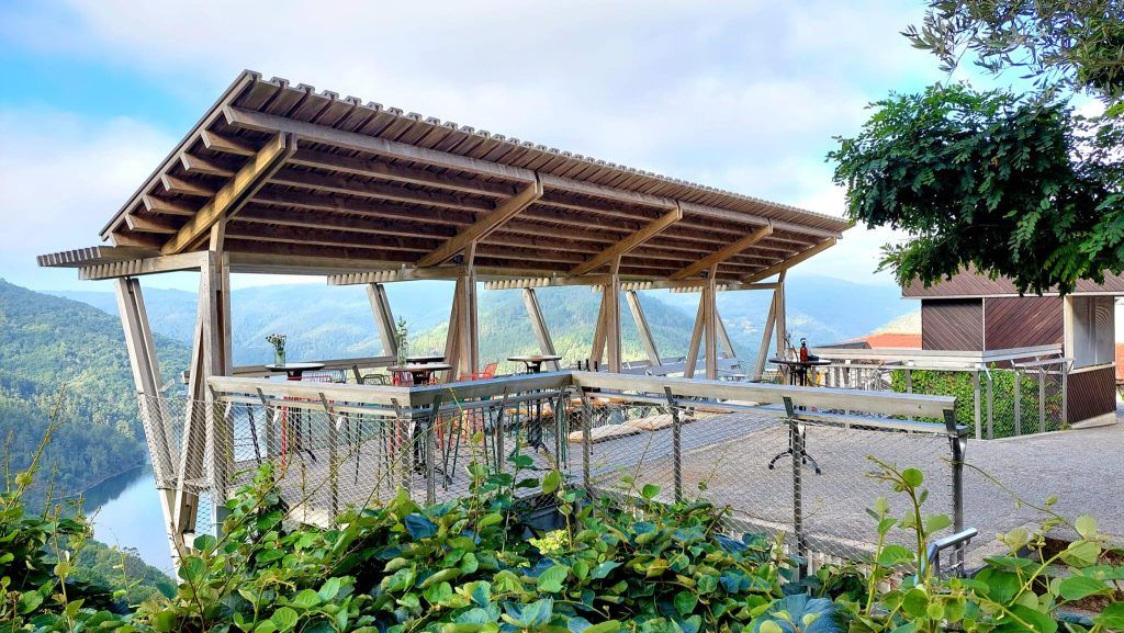 bar mirador adegas moure